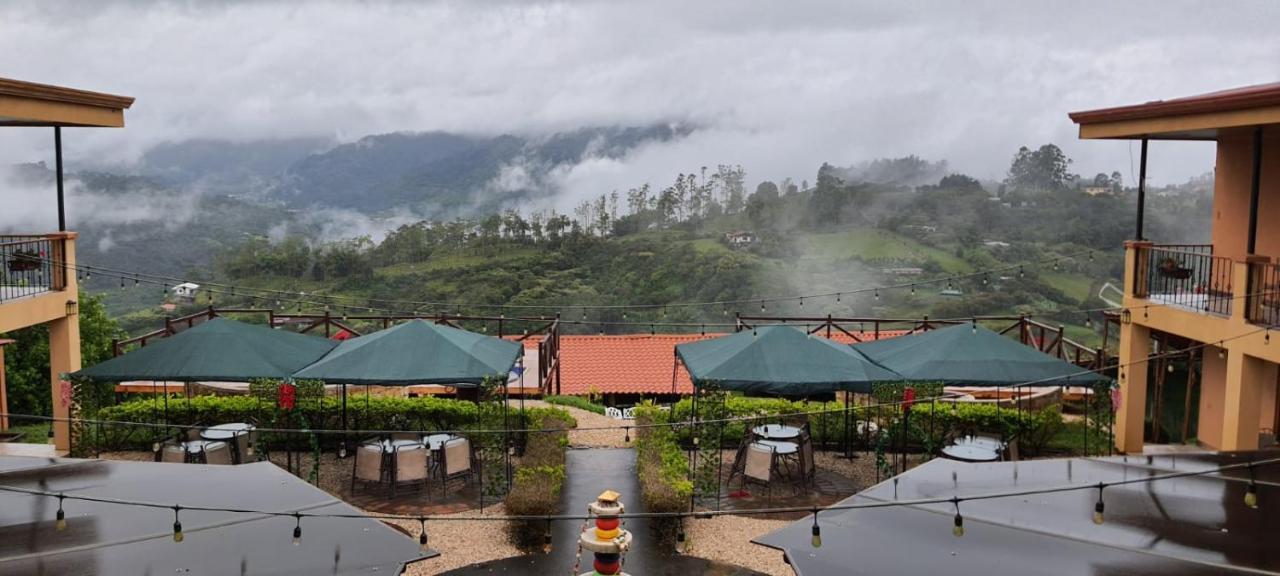 Paraiso Orocay Lodge Bagian luar foto