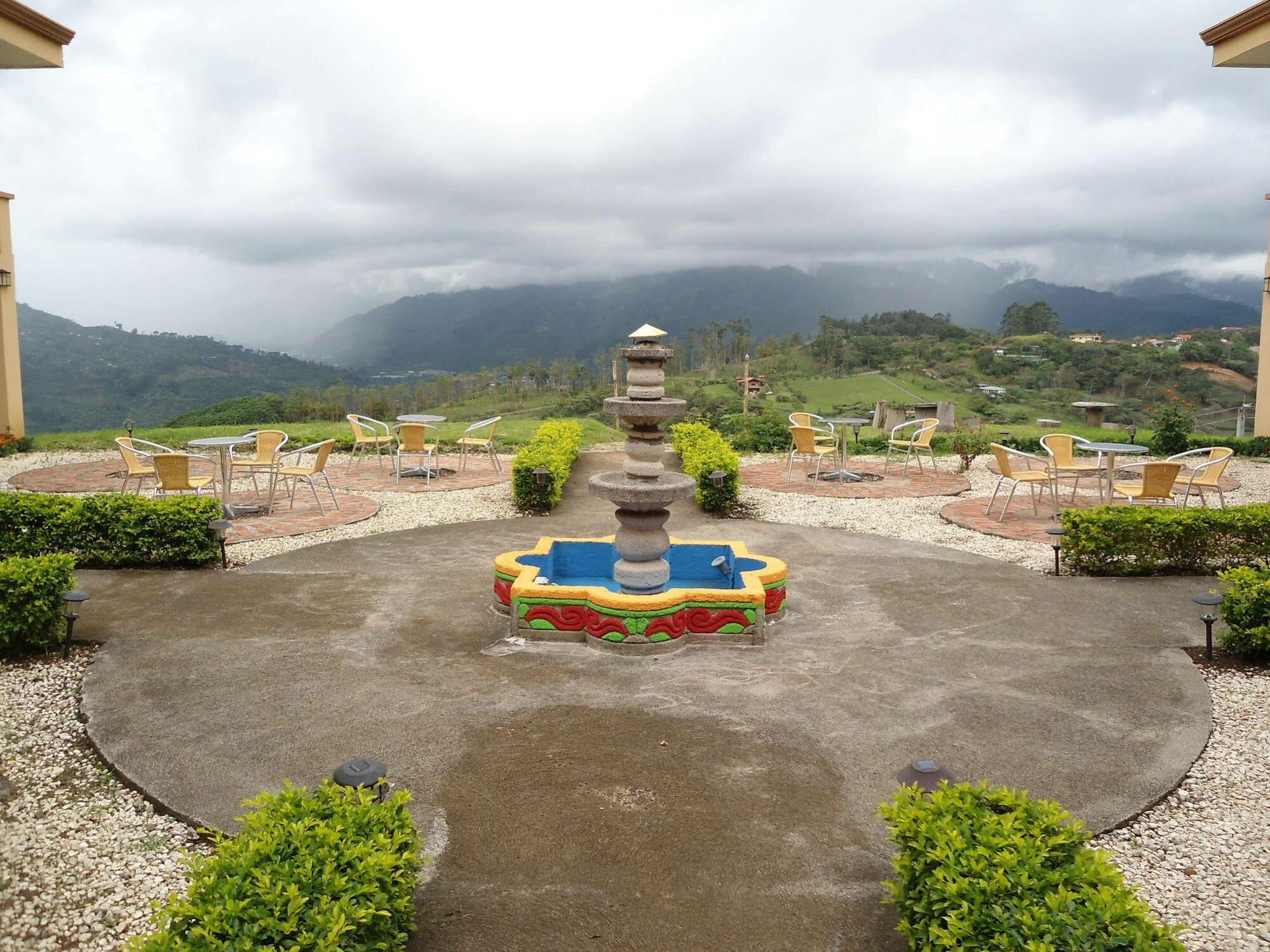 Paraiso Orocay Lodge Bagian luar foto