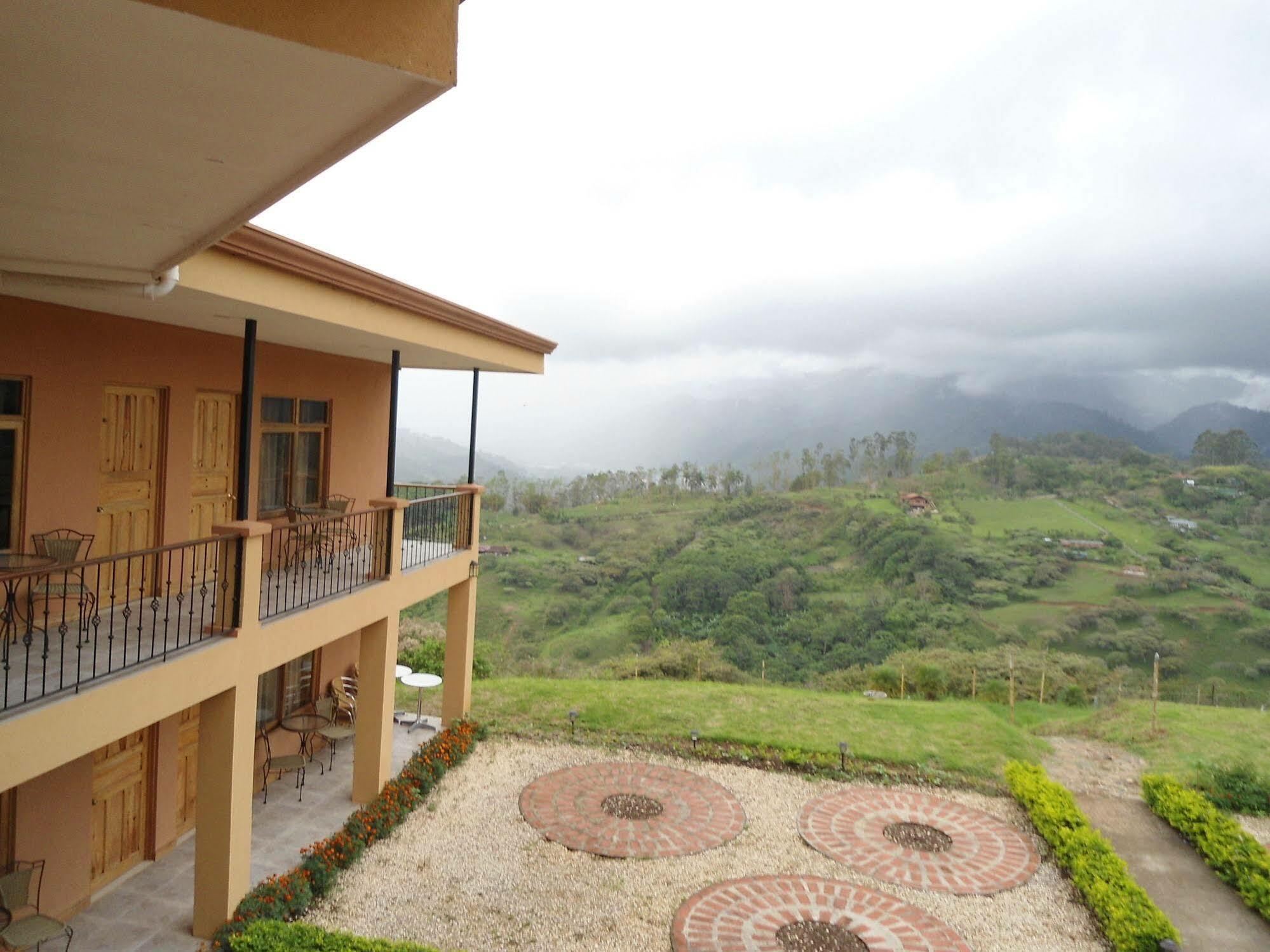 Paraiso Orocay Lodge Bagian luar foto